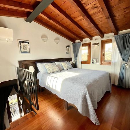 Porto Valentino Apartment シルミオーネ エクステリア 写真
