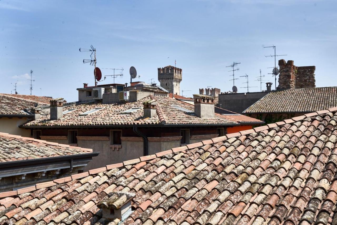 Porto Valentino Apartment シルミオーネ エクステリア 写真