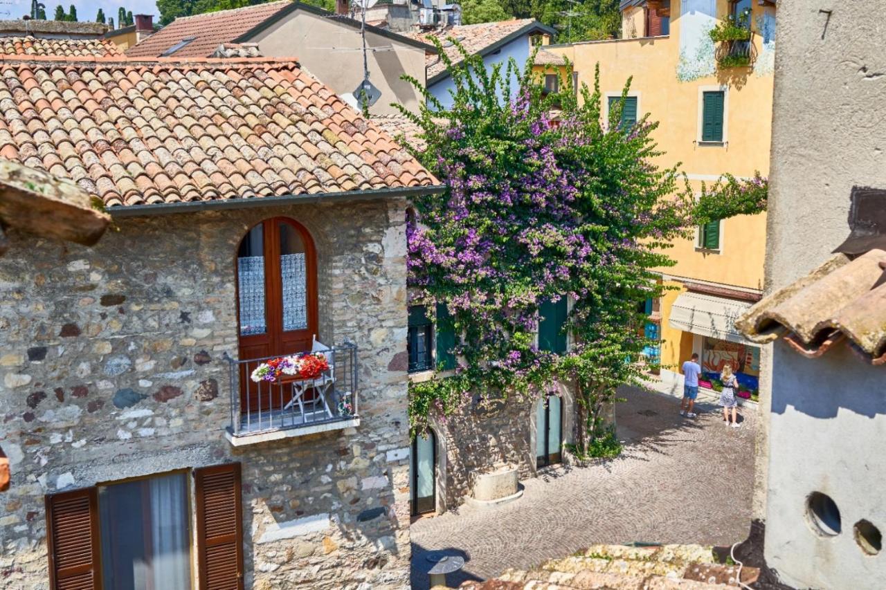 Porto Valentino Apartment シルミオーネ エクステリア 写真